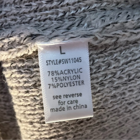 Active USA Long Knit Sleeveless Cardigan Vest in Beige – Size Large - Picture 5 of 8